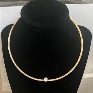 Elegant Gold Necklace with Crystal Accent